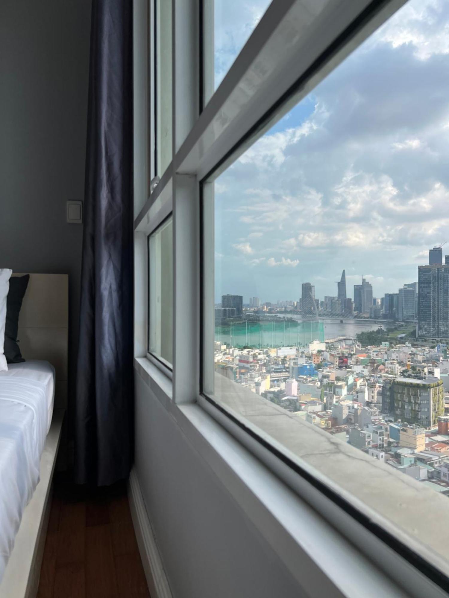 Diny Aparthotel - Rooftop Pool - The Manor 2 Ho Chi Minh City Exterior photo